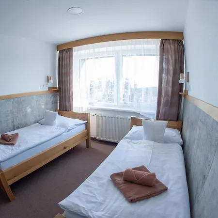 Otel Churanov Stachy