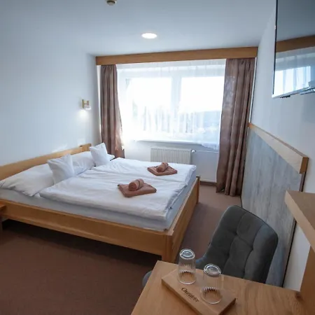Otel Churanov Stachy
